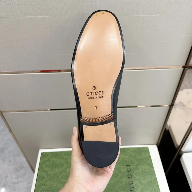 Gucci Shoe 